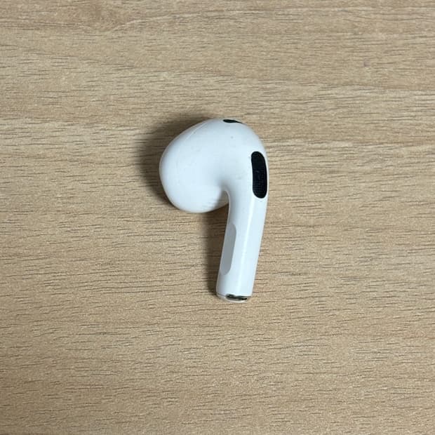 에어팟4 왼쪽 유닛