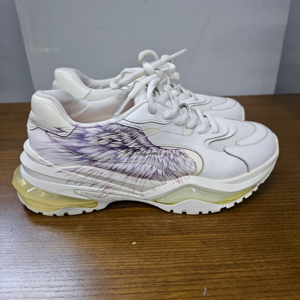 슈콤마보니 베이직 윙스 스니커즈