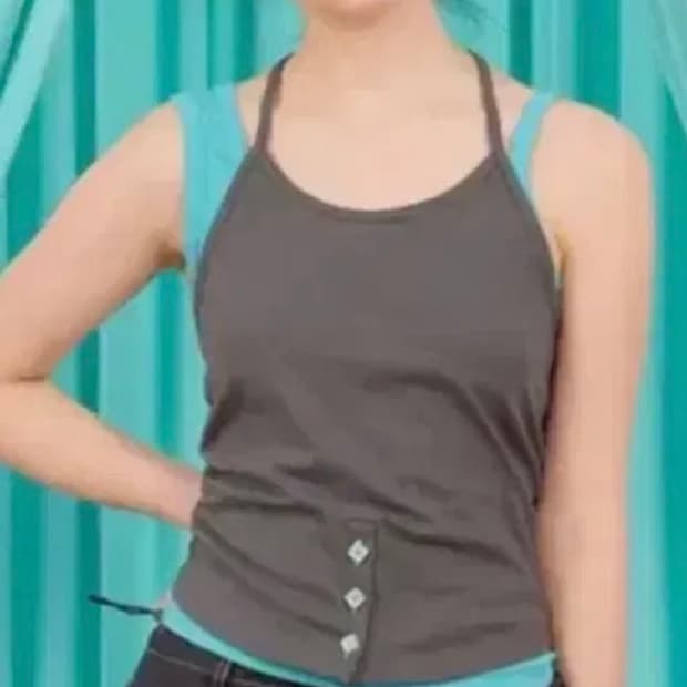 헤레틱 슬리브리스 홀터탑 세트