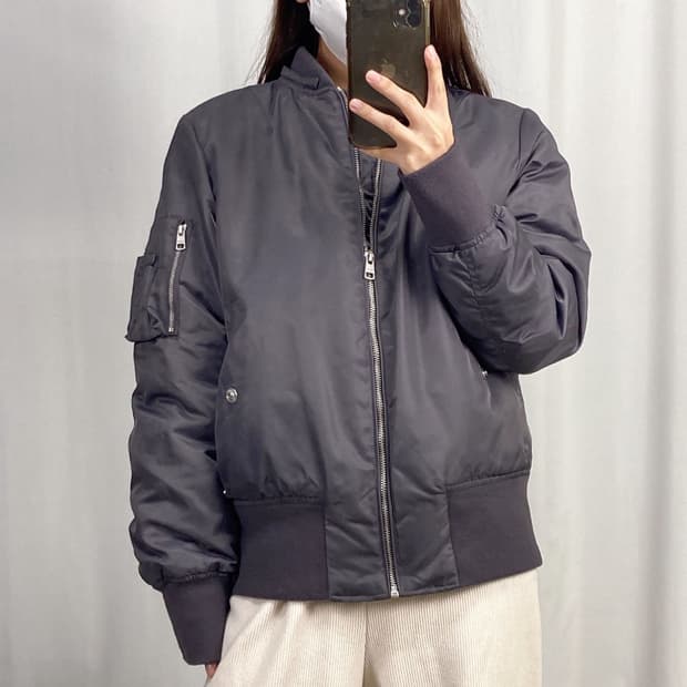 캘빈 항공점퍼 구해요