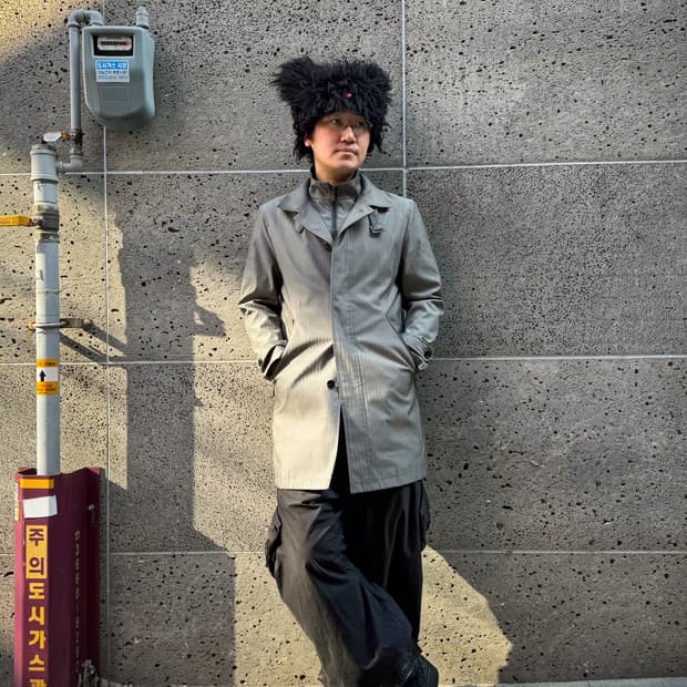 COMME CA ISM – Silver striped coat