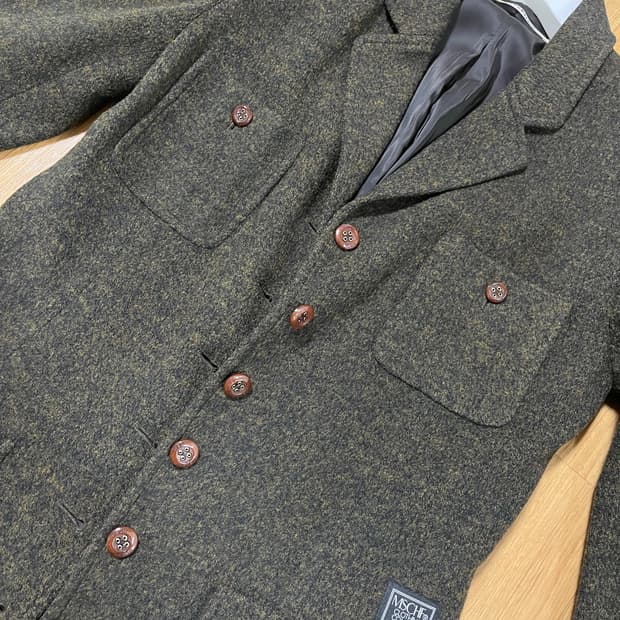 미스치프 울코트