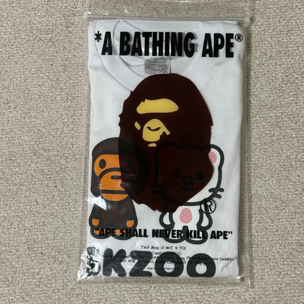 베이프 스트레이키즈 콜라보 현진 티셔츠 S 사이즈