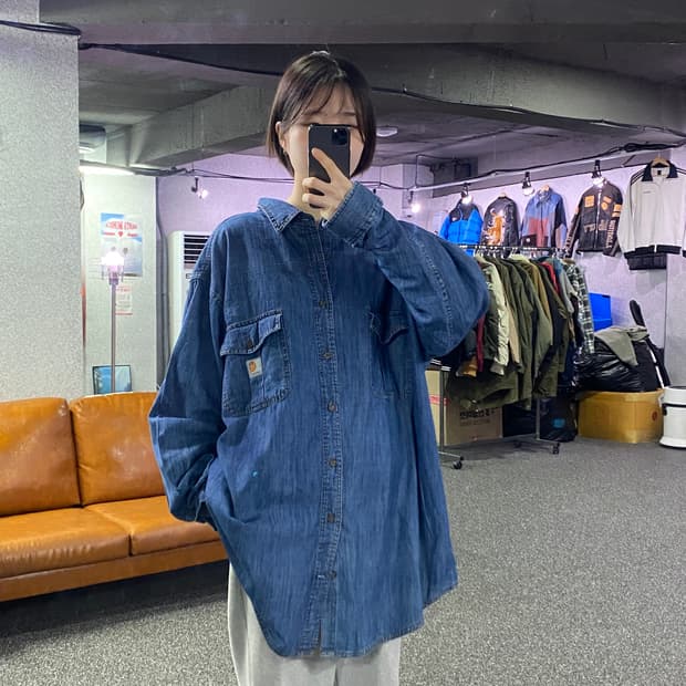 칼하트 투포켓 오버핏 데님 셔츠 B4044