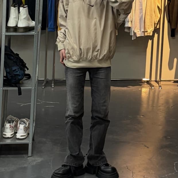 나이키 올드스쿨 미드 스우시 베이지 웜업 A2863