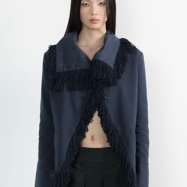 웻태그 하이넥 프린지 자켓 네이비 판매