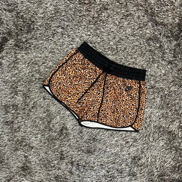 나이키 여성 숏팬츠 (28)