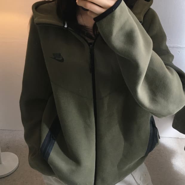 나이키 퓨추라로고 기능성 후드집업