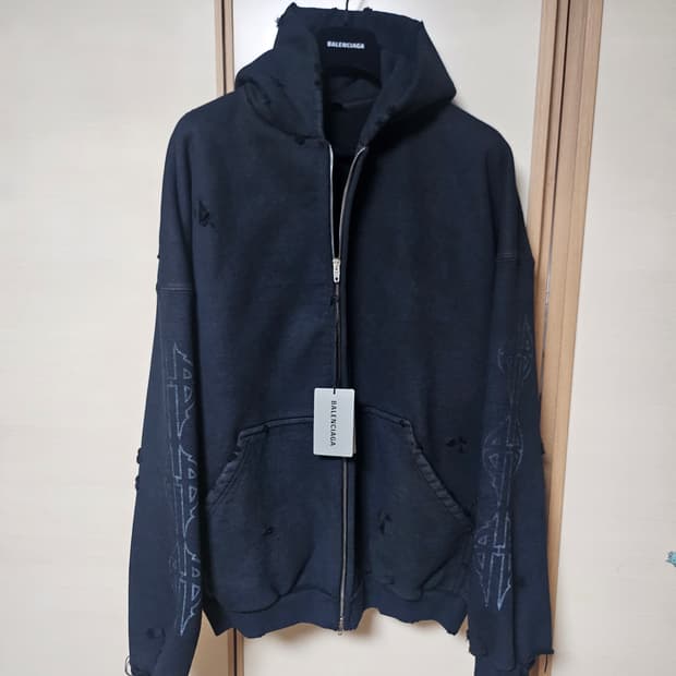 발렌시아가 문파리 집업