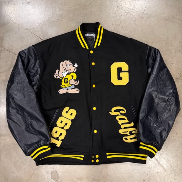 galfy 바시티 자켓