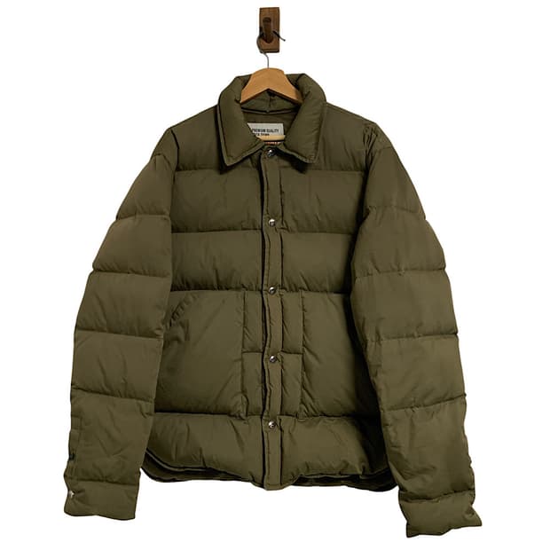 스튜디오 톰보이 남여공용 카키 숏패딩