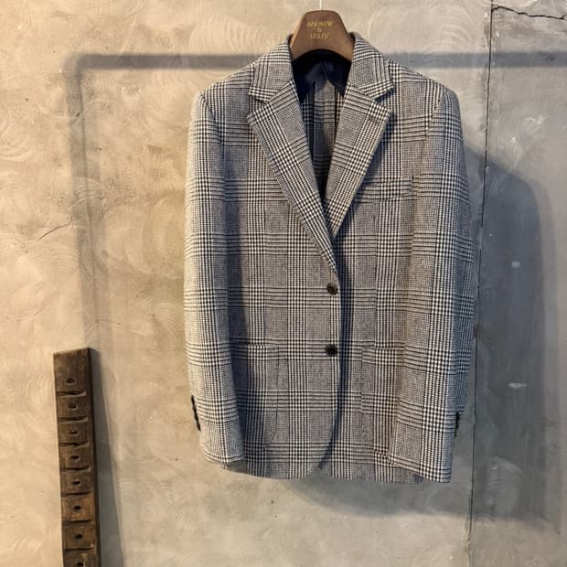 블랙브라운 트위드 자켓 100