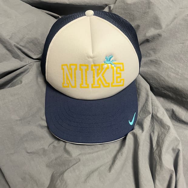 00s NIKE