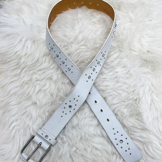 화이트페어리 리얼레더 큐빅 버클 벨트