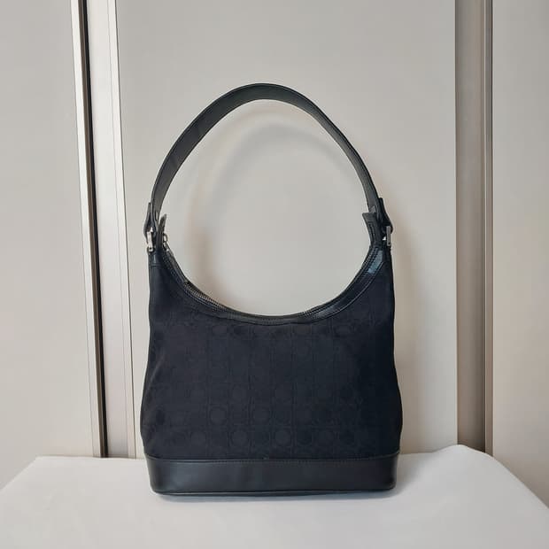 [정품] 페라가모 간치니 패브릭 숄더백 호보백