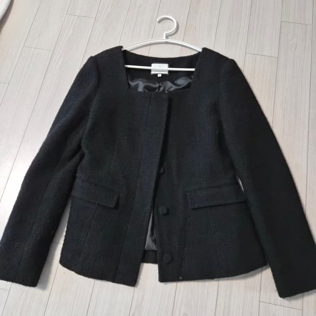 [SIE] 시에 스퀘어넥 트위드 자켓