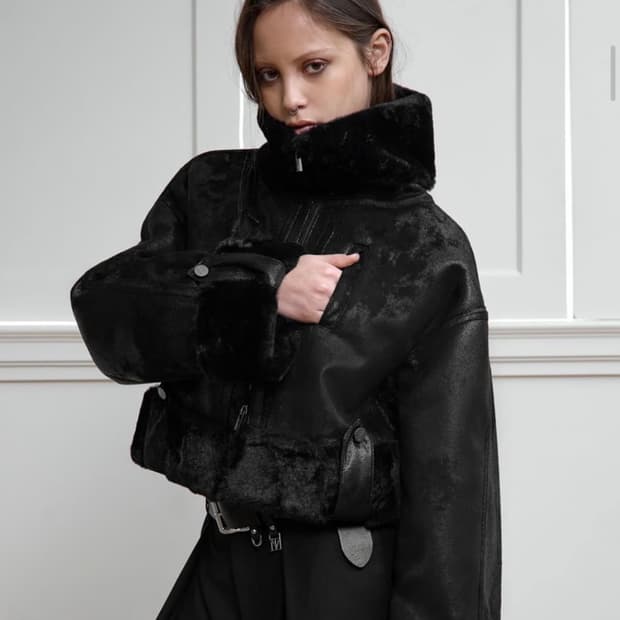 트리밍버드 크롭 무스탕