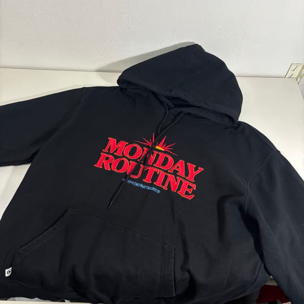 XL 꼼파뇨 블랙 빅로고 후드티