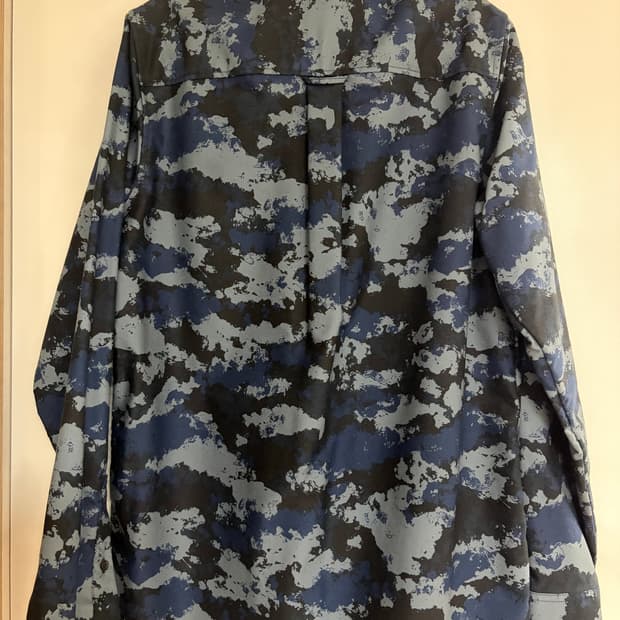 칼하트wip L/S CAMO PAINTED SHIRT