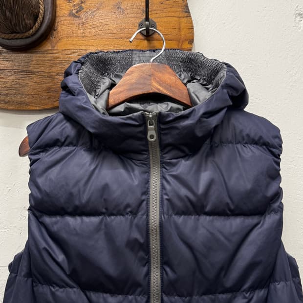 66) Theory Luxe Hooded Down 2-Way Puffer