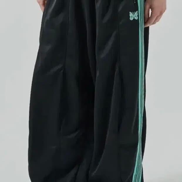 니들스 트랙팬츠hd 블랙/민트 M
