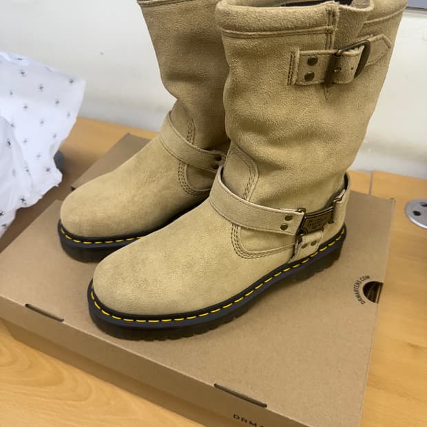 닥터마틴 애니스톤 하이