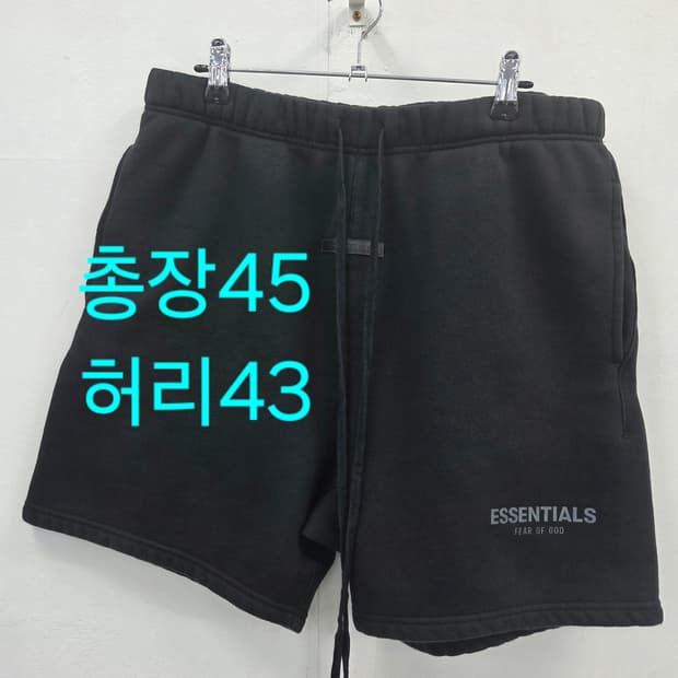 M 피오갓 에센셜 블랙 반바지 FEAR OF GOD