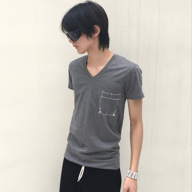 11 F/W Dior homme 스케치 포켓 브이넥 티셔츠