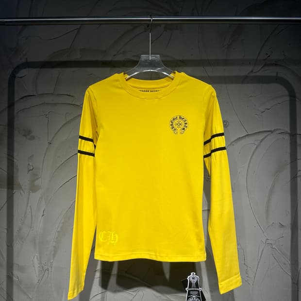 [크롬;하츠] 새상품 / 긴팔티 / S (약 44 사이즈)