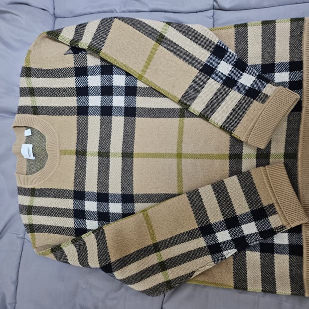 버버리 캐시미어 니트 L 105사이즈