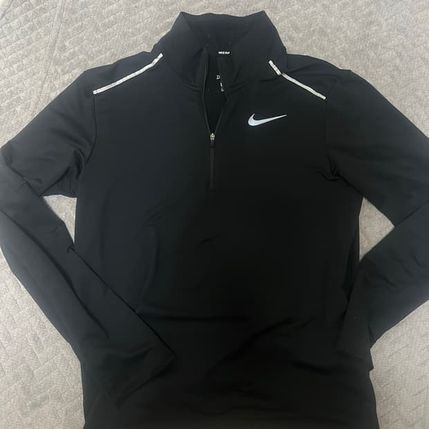 나이키 엘리먼트 러닝 반집업 M