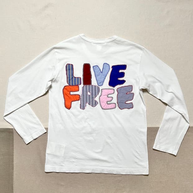 꼼데가르송 24aw 백 패치 롱슬리브 티 comme des garcons