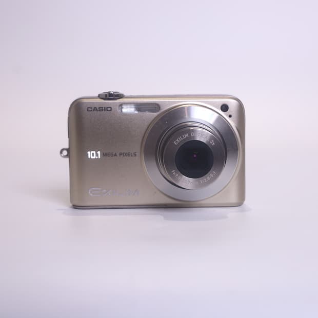 카시오 엑슬림 Z1050 골드