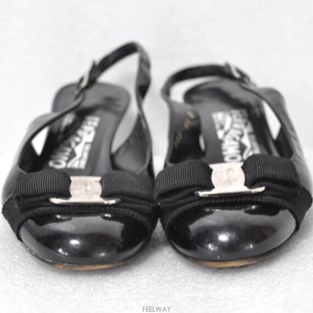 페레가모/여성페이던트에날멜스트랩샌들(사이즈225)정품