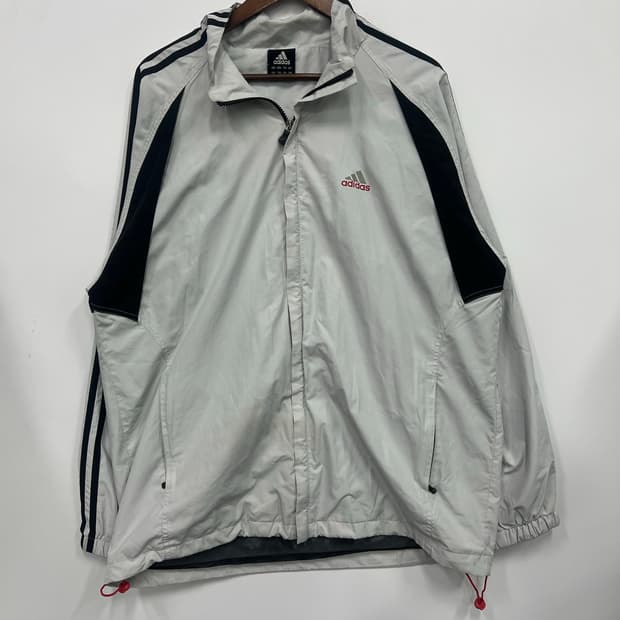 아디다스 바람막이