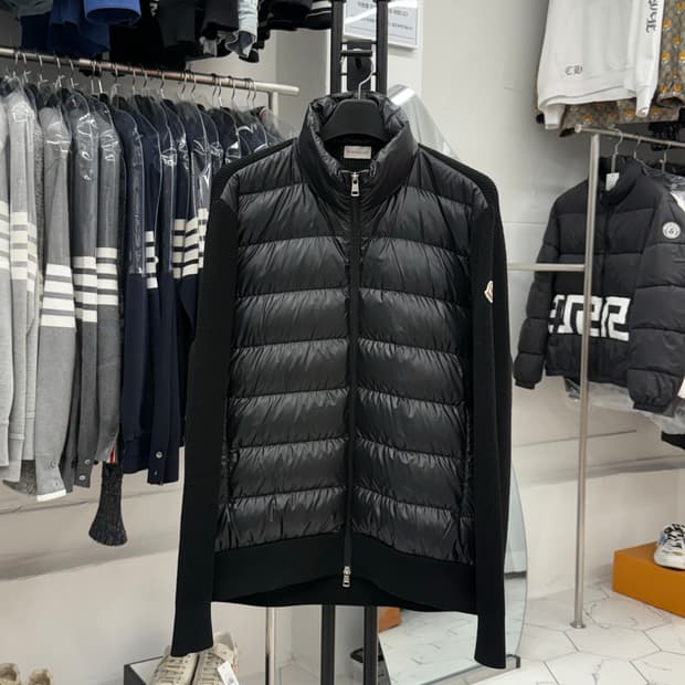 [XL] 몽클레어 유광 니트패딩