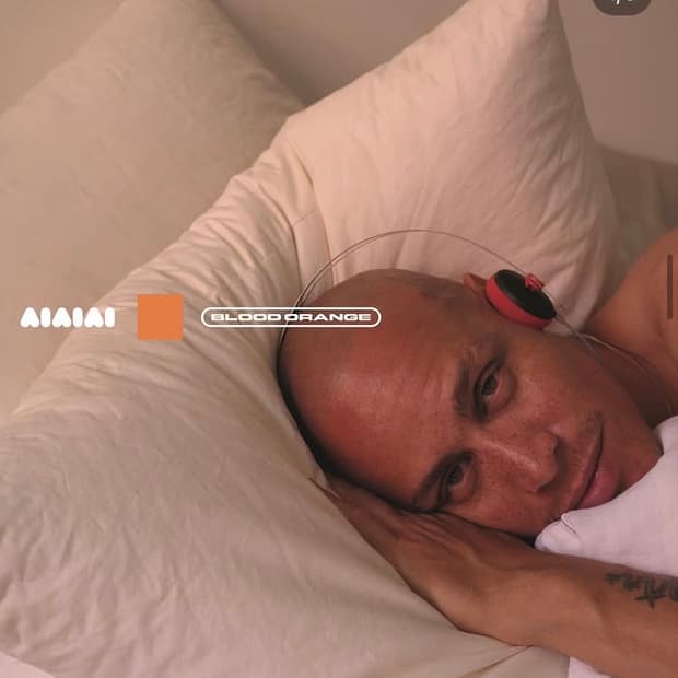 AIAIAI TRACKS BLOOD ORANGE EDITION