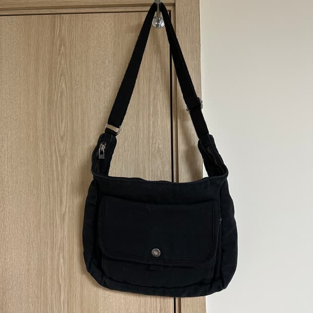 [새상품] 디스이즈네버댓 디네댓 워싱 캔버스 크로스백 가방 블랙