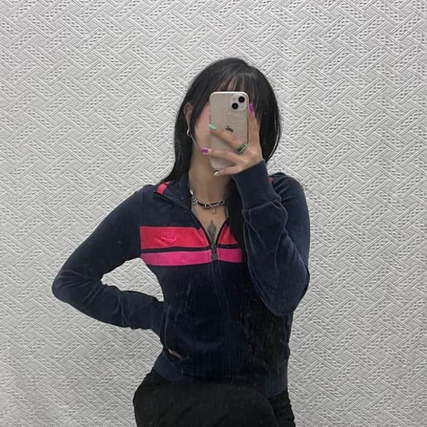 나이키 Y2K 레트로 라인 배색 벨벳 트랙탑 집업 XS C07096