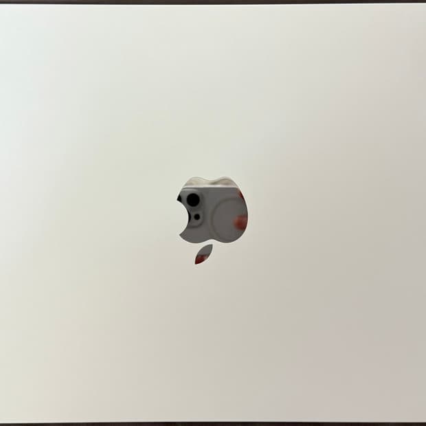 맥북 에어 실버 M2 배터리 성능 100 (GPU 10코어)