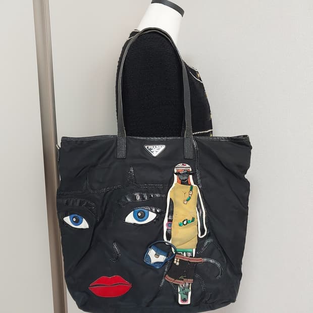 사용감 많은 정품 프라다 가방 !!