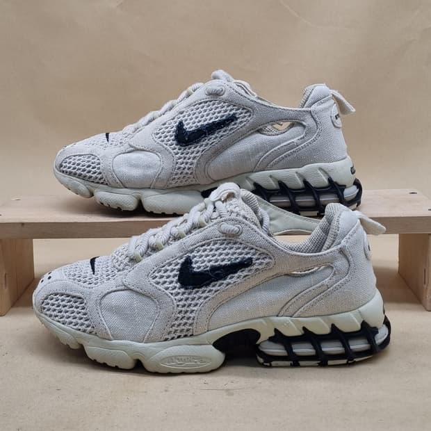 나이키 에어줌 운동화250 