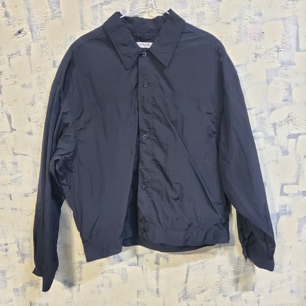 에잇세컨즈 바스락 자켓 