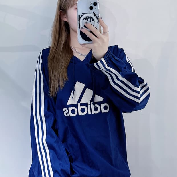 아디다스 90‘s 빅로고 후디 웜업