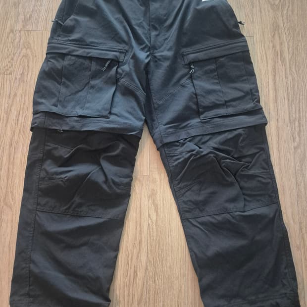 Acg 스미스 서밋 팬츠 판매합니다