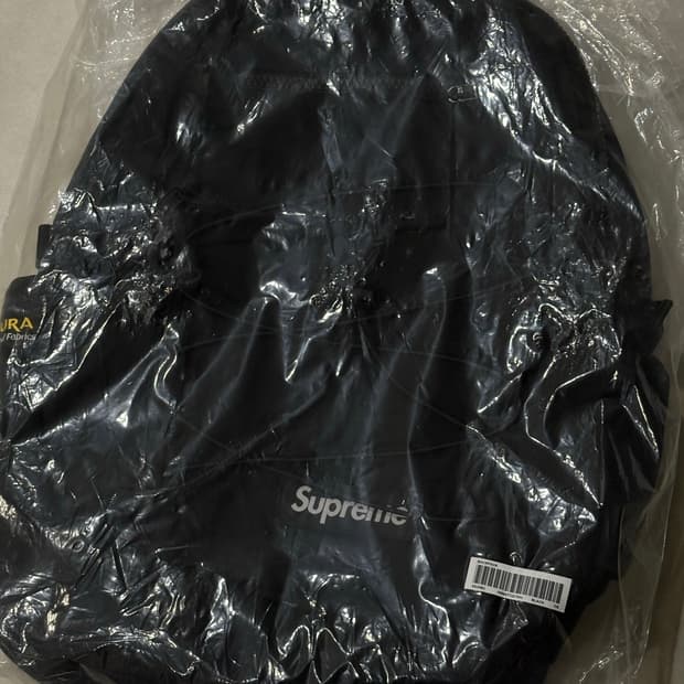 슈프림 백팩 25SS