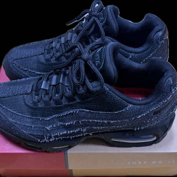 에어맥스 95 리바이스 250 팝니다 !