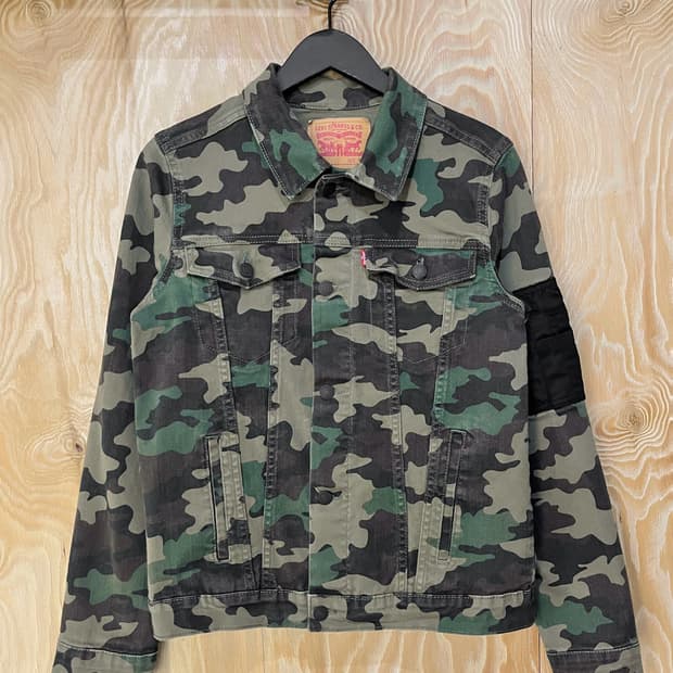 리바이스 카모플라쥬 트러커 자켓