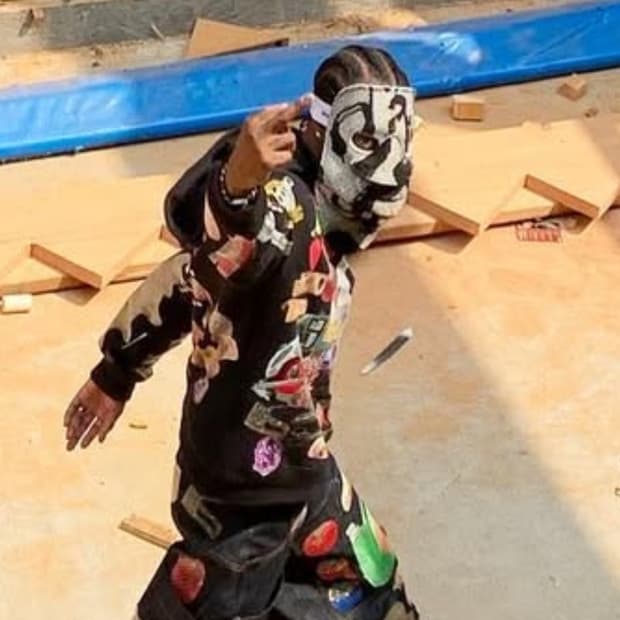 초레어 Shin Murayama x Kozaburo 마스크