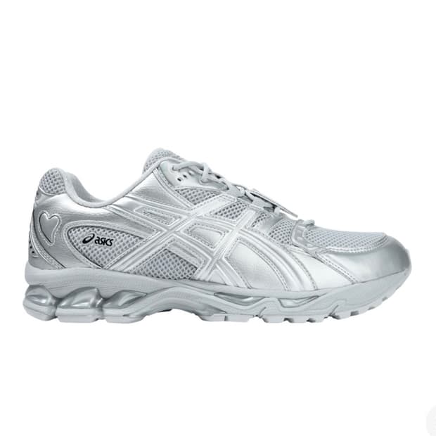 아식스 x 김해김 젤 님버스 10.1 실버 240